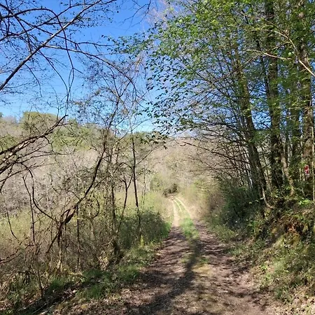 Terres Du Milieu Nyaraló Saint-Mayme-de-Pereyol