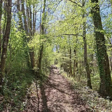 Terres Du Milieu Nyaraló