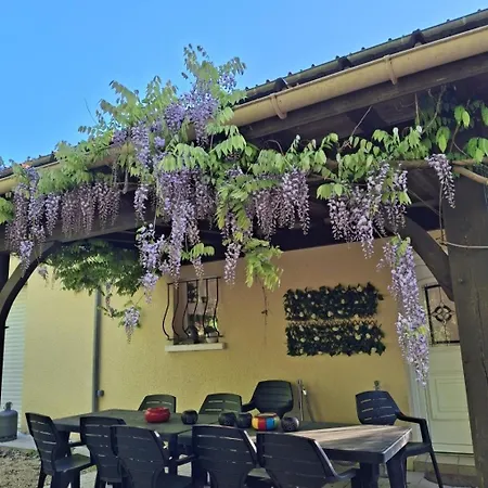 Terres Du Milieu Nyaraló *